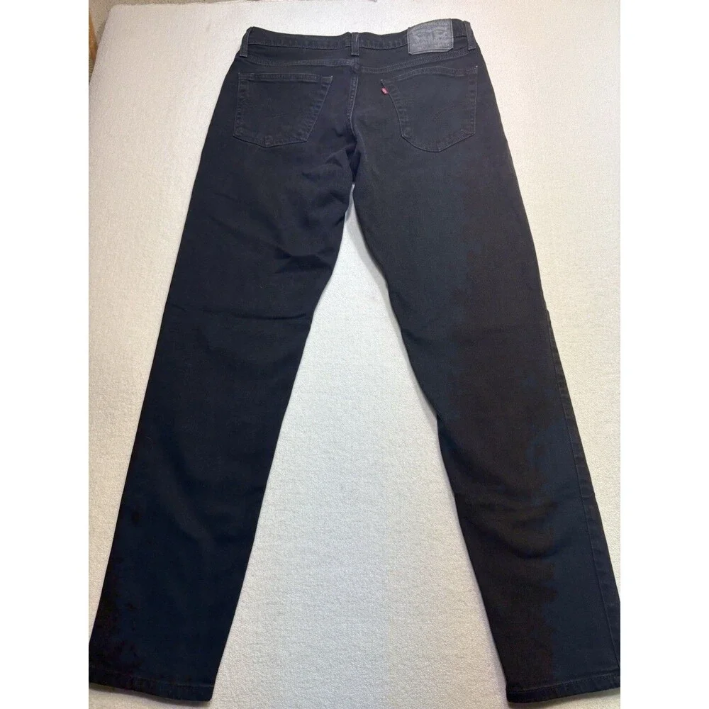 Levis excellent pre
